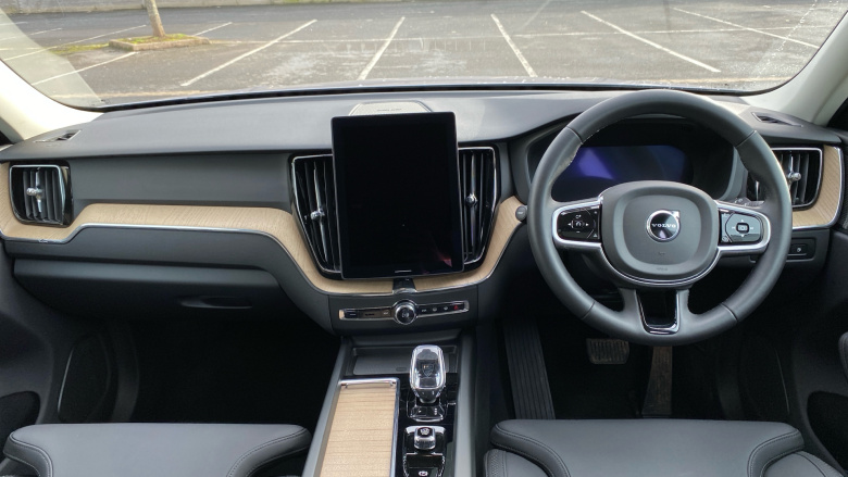 Volvo XC60 2.0 T6 [350] PHEV Plus Dark 5dr AWD Geartronic Estate